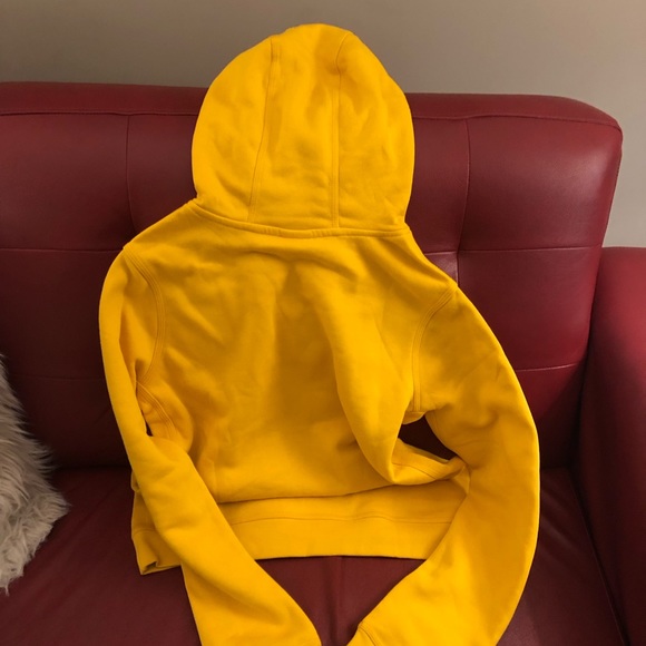 Boys xl yellow nike pullover hoodie brand new tag still on - Picture 2 of 3